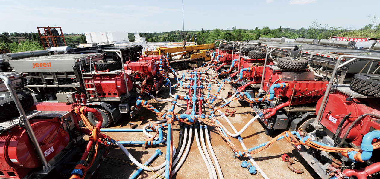 Jereh 2500 fracturing unit helps the shale gas operation #8 ultradeep well in China.