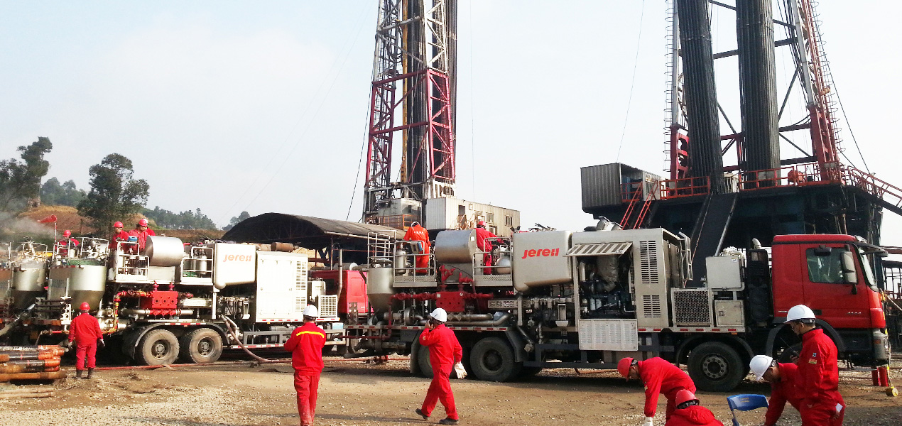 Truck Mounted Twin Pump Cementing Unit in Sichuan,China